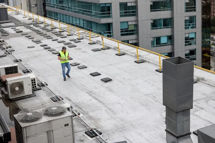 commercial-roofing-piperton